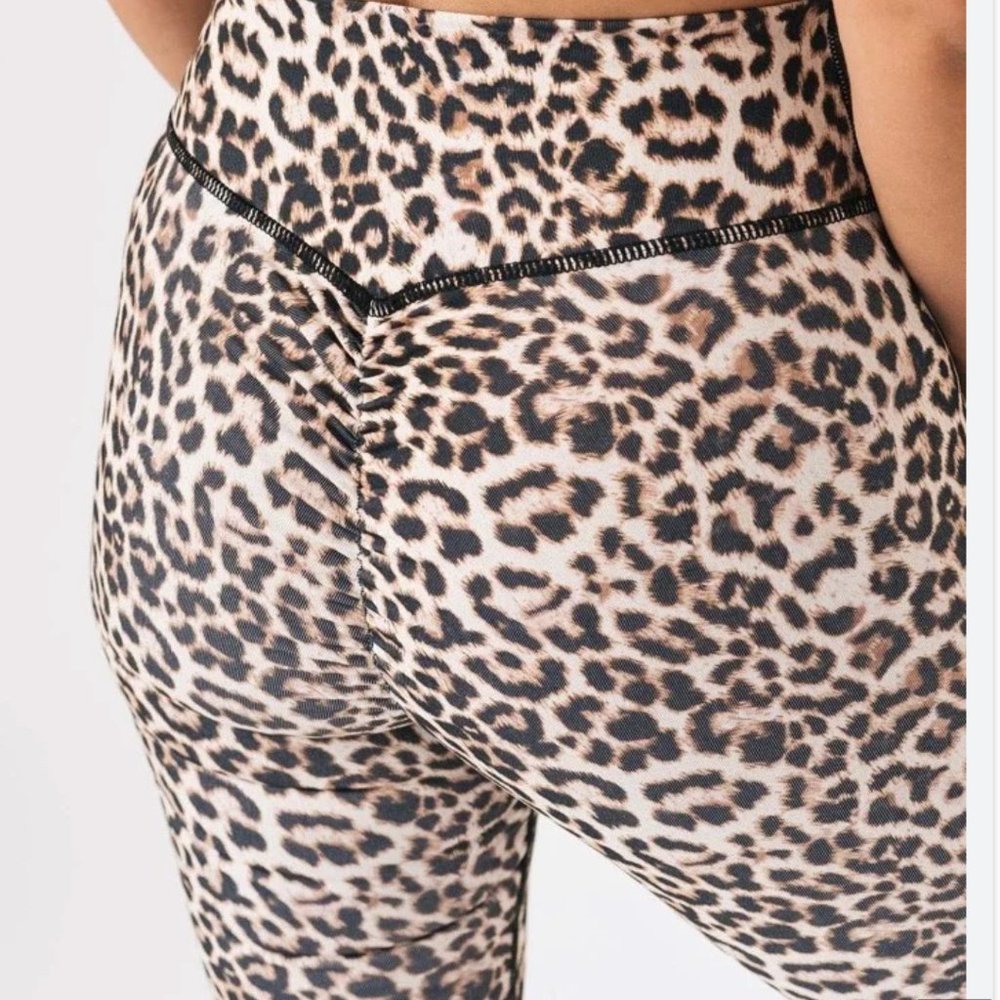 ZYIA NWT Cheetah Print Butt Scrunch High Waist Full Length Brilliant Leggings 2